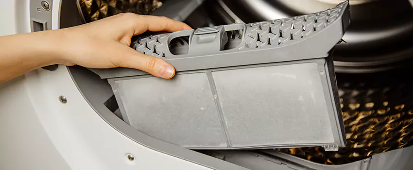 Signs Of A Clogged Dryer Lint Trap in Ogden, Utah